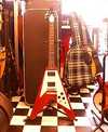 Gibson Flying V Faded 2005.jpg